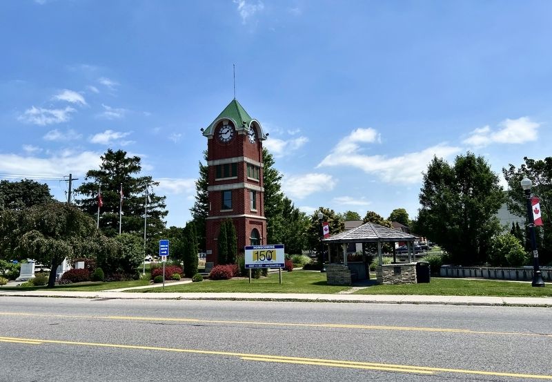 Listowel Post Office Tower and Veterans� Walk image. Click for full size.