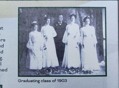 Lewiston Schools Marker � top right image image. Click for full size.