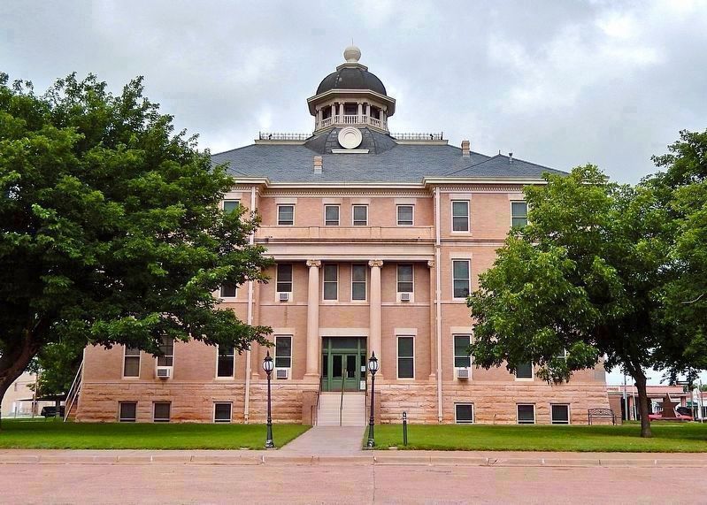 Hardeman County Courthouse (1910)<br>300 South Main Street. Click for full size. Hardeman County Courthouse (1910)<br>300 South Main Street image. Click for full size.