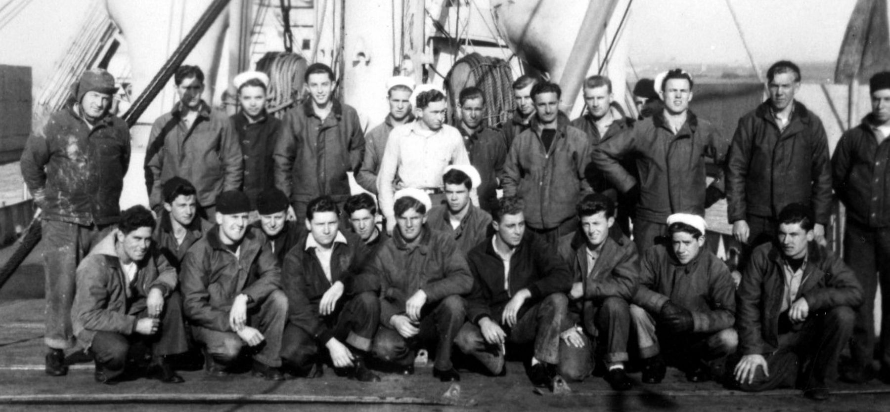 US Navy Armed Guard onboard SS Ezra Meeker. image. Click for more information.