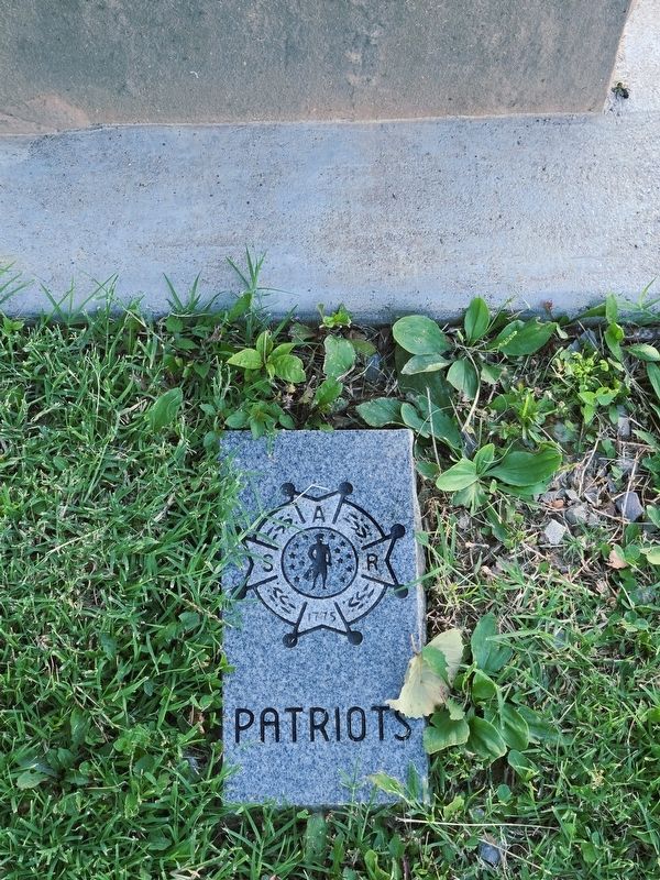 Patriot marker placed at the memorial by Sons of the American Revolution. Click for full size. Patriot marker placed at the memorial by Sons of the American Revolution image. Click for full size.