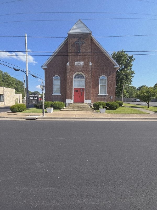 Sanctuary view of Holy Lutheran Church Marker. Marker is at the right corner. image. Click for full size.