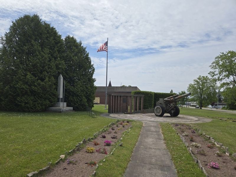 Schoolcraft County Memorials with the Honor Roll obelisk on the left image. Click for full size.