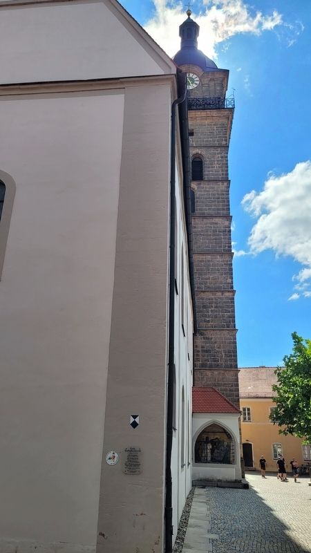 The view of the Catholic Parish Church Tower and Marker image. Click for full size.