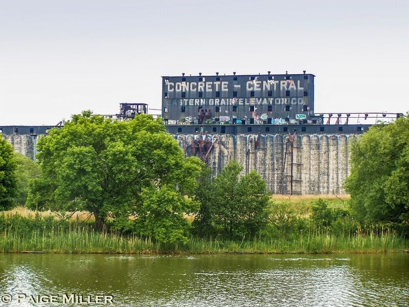 The Concrete Central and Cargill Superior Elevators Marker. Click for full size. The Concrete Central and Cargill Superior Elevators Marker image. Click for full size.