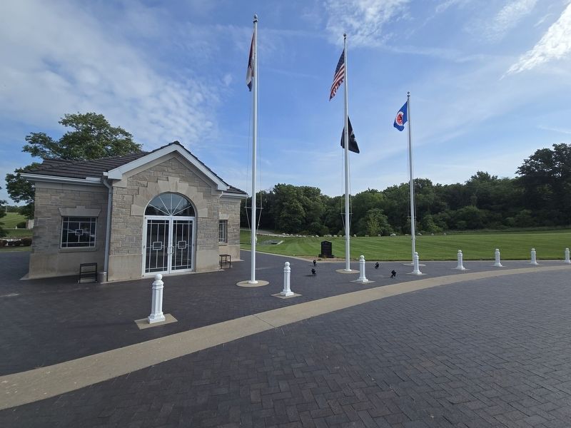 Honoring All Who Serve Marker, right of the chapel at Missouri Veterans Memorial Cemetery image. Click for full size.