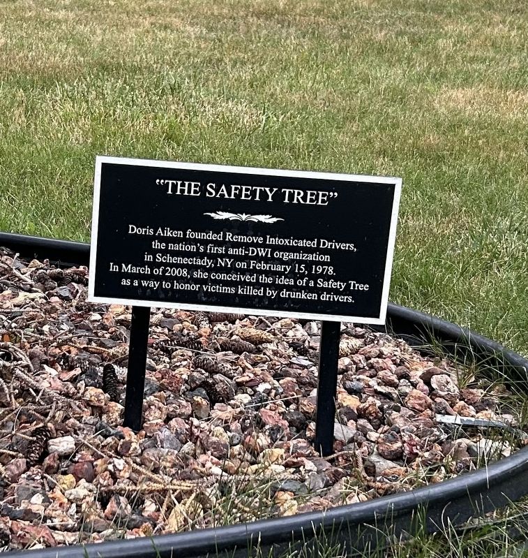 The Safety Tree Marker image. Click for full size.