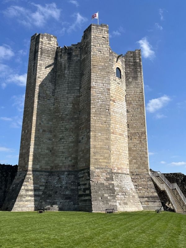 Conisbrough Castle image. Click for full size.