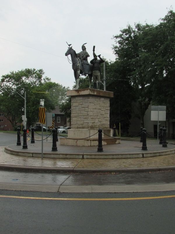 Tecumseh and Brock Monument image. Click for full size.