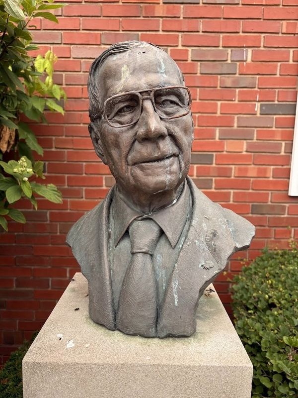 Glenn R. Warning bust. Click for full size. Glenn R. Warning bust image. Click for full size.