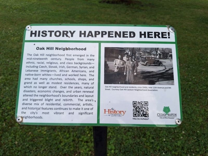 Oak Hill Neighborhood Marker. Click for full size. Oak Hill Neighborhood Marker image. Click for full size.