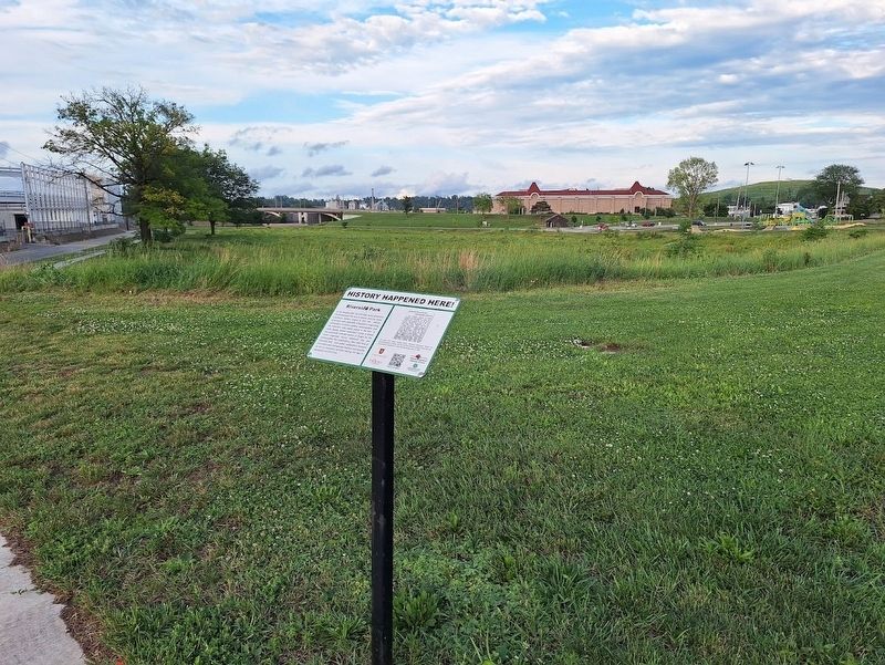 Riverside Park Marker. Click for full size. Riverside Park Marker image. Click for full size.