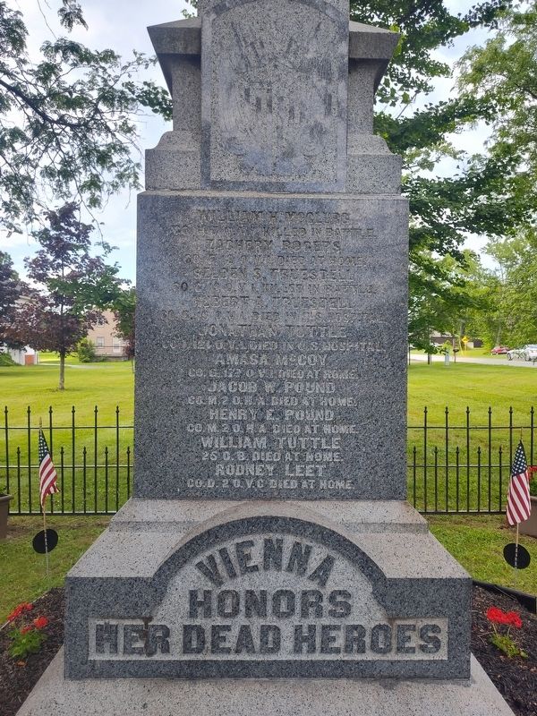 Vienna Honors Her Dead Heroes Marker. Click for full size. Vienna Honors Her Dead Heroes Marker image. Click for full size.