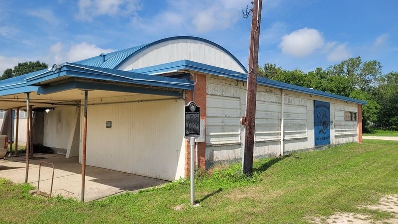 Ralph Bunche High School and Marker. Click for full size. Ralph Bunche High School and Marker image. Click for full size.