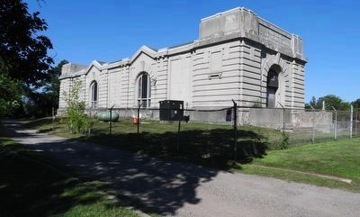 Gate House - viewed from Niagara River Parkway. Click for full size. Gate House - viewed from Niagara River Parkway image. Click for full size.