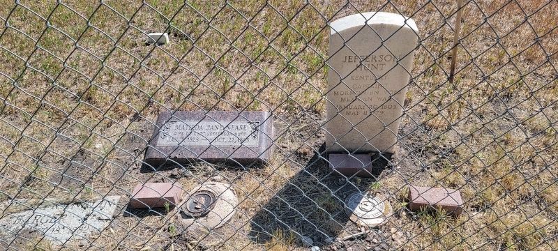 Gravestones of Jefferson Hunt and second wife Matilda Nease. Click for full size. Gravestones of Jefferson Hunt and second wife Matilda Nease image. Click for full size.