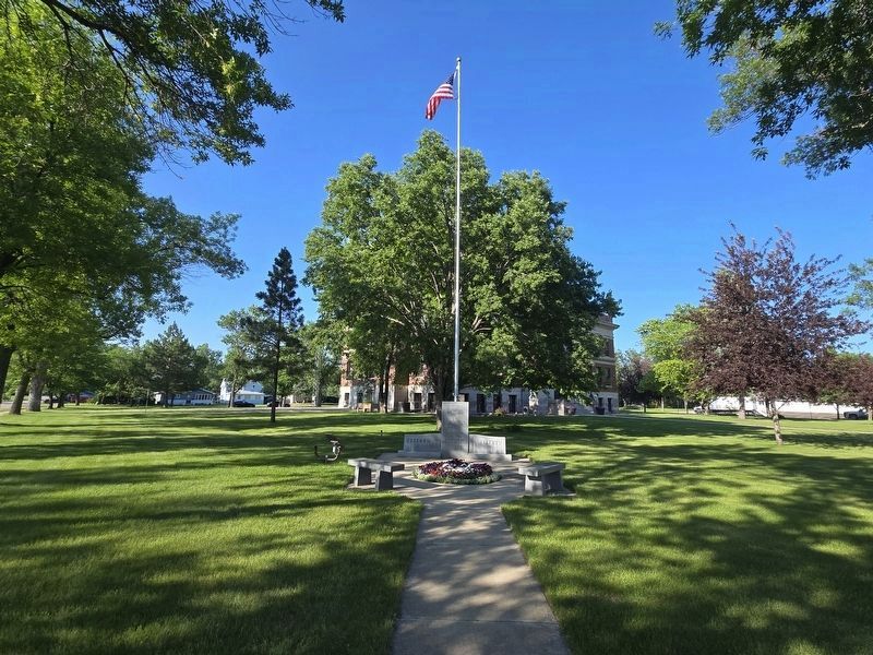 Full view of Dickey County Veterans Memorial. Click for full size. Full view of Dickey County Veterans Memorial image. Click for full size.