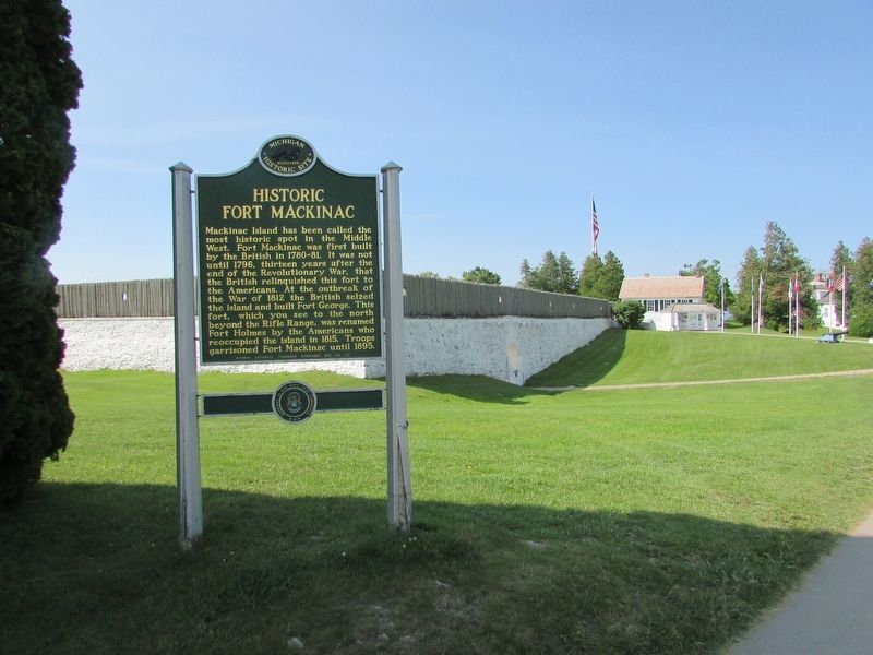 Fort Mackinac image. Click for full size.