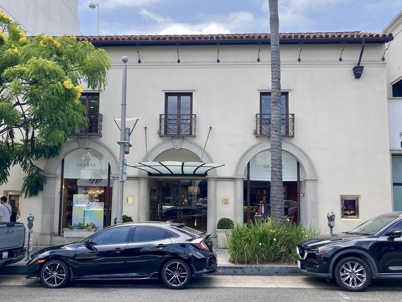 Gearys Beverly Hills. Click for full size. Gearys Beverly Hills image. Click for full size.