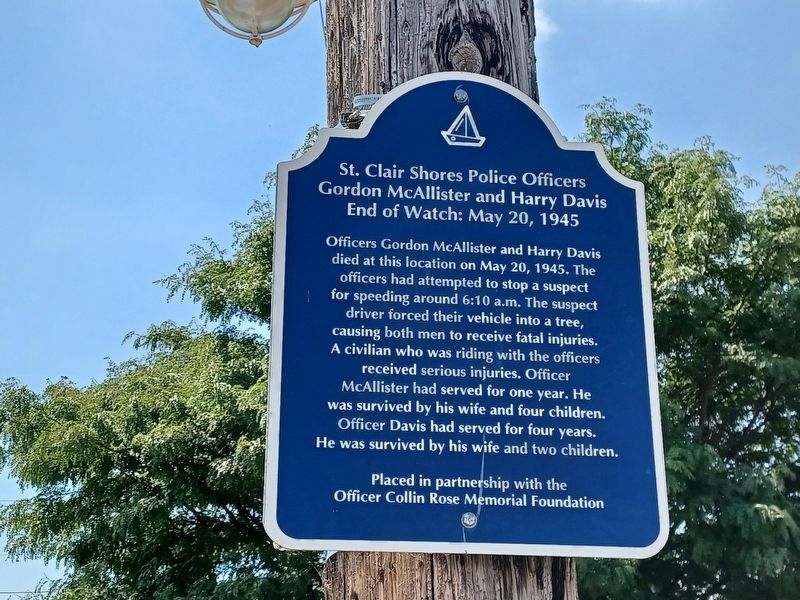 St. Clair Shores Police Officers Gordon McAllister and Harry Davis Marker image. Click for full size.