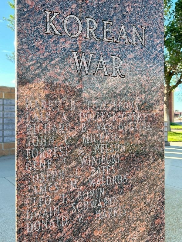 Korean War Pillar image. Click for full size.