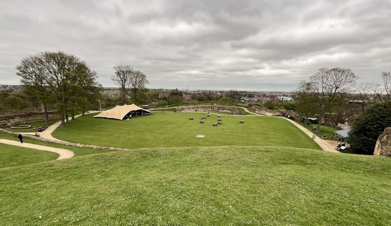Pontefract Castle courtyard image. Click for full size.