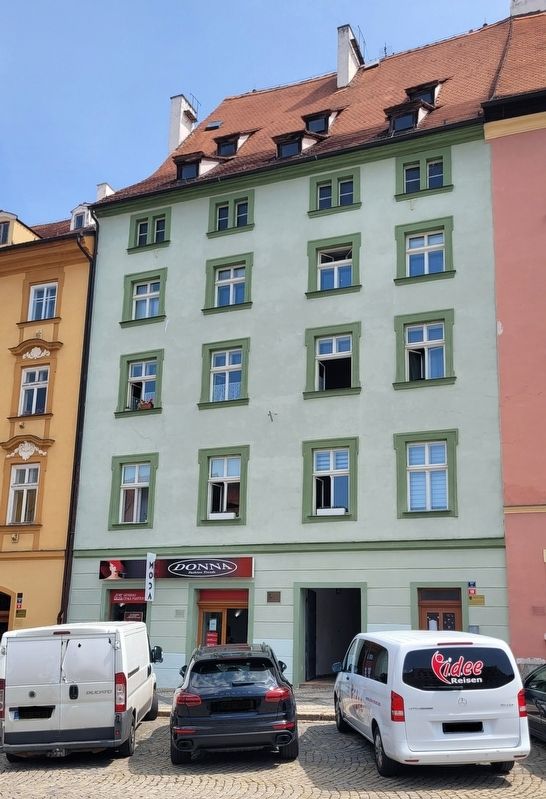 The Black Eagle building no. 511 image. Click for full size.
