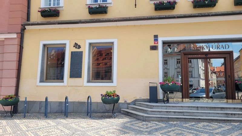 The entrance to the Medieval Town Hall and Marker image. Click for full size.