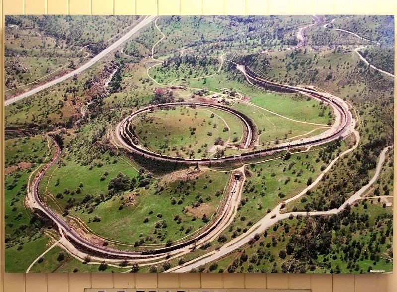 Tehachapi Loop image. Click for full size.