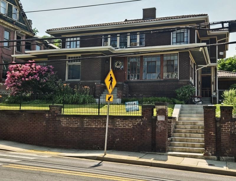 The Thomas Koon House and Marker image. Click for full size.