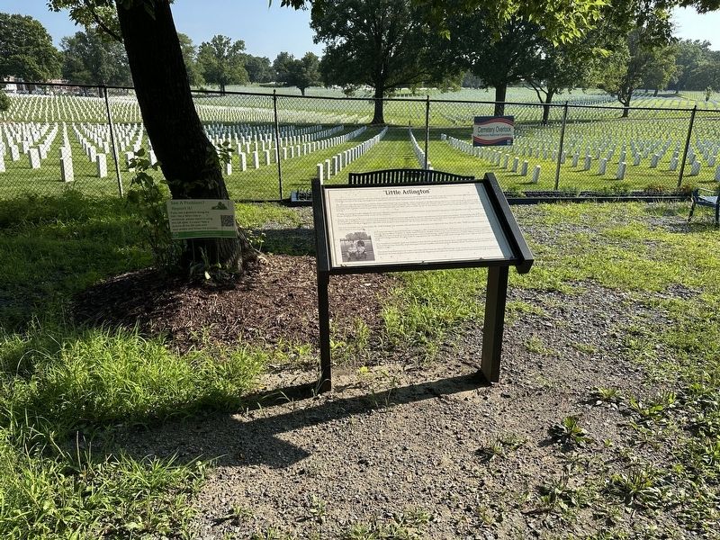 �Little Arlington� Marker - wide view image. Click for full size.