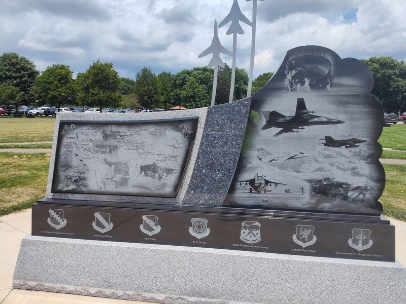 111 Monument image. Click for full size.