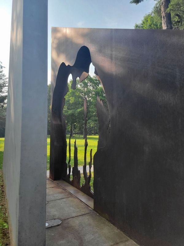 Maine Vietnam Veterans Memorial. Click for full size. Maine Vietnam Veterans Memorial image. Click for full size.