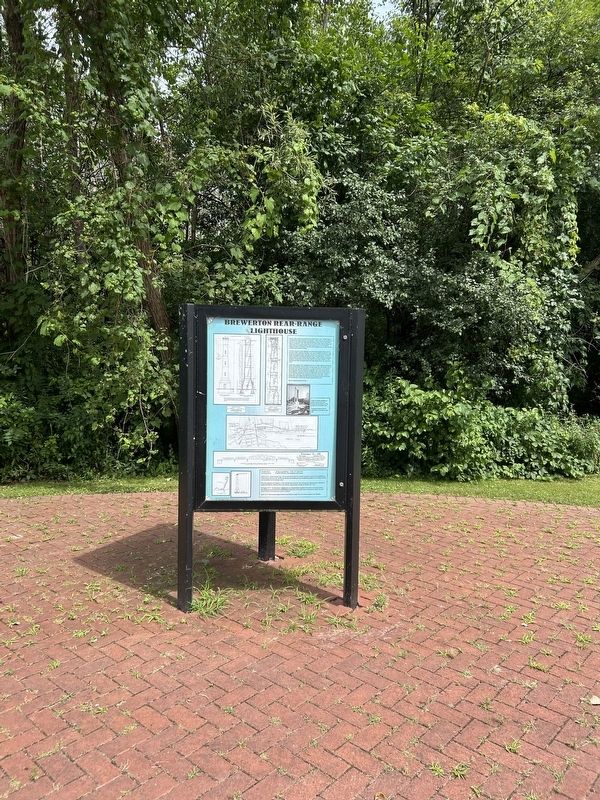 Brewerton Rear-Range Lighthouse / Onedia River Lighthouse Park Marker image. Click for full size.