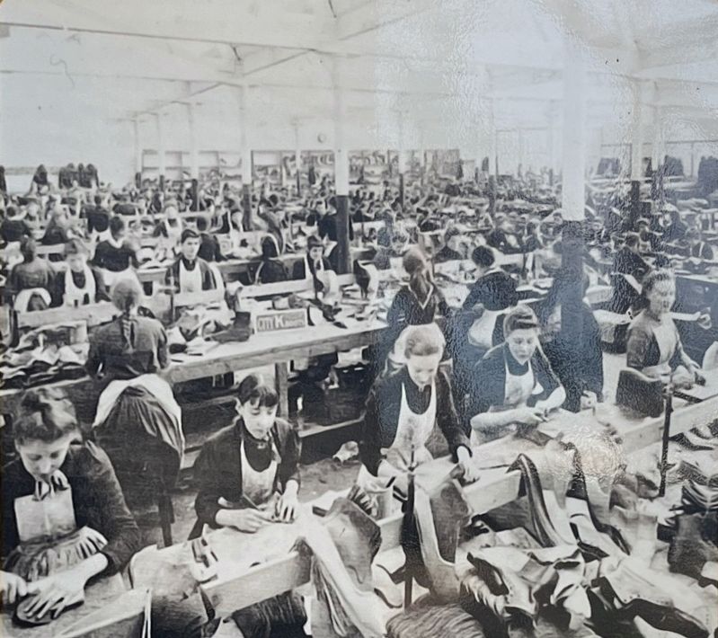 Women workers in K Shoes Factory image. Click for full size.
