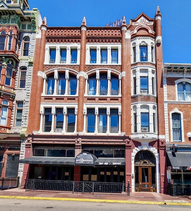 Nesmith-Greely Building image. Click for full size.