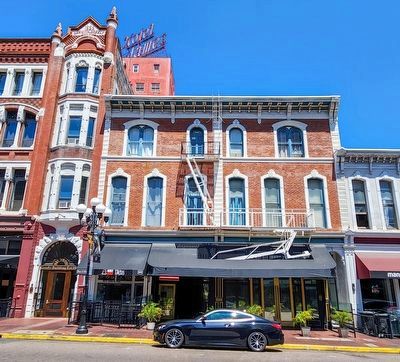 The Hubbell Building image. Click for full size.