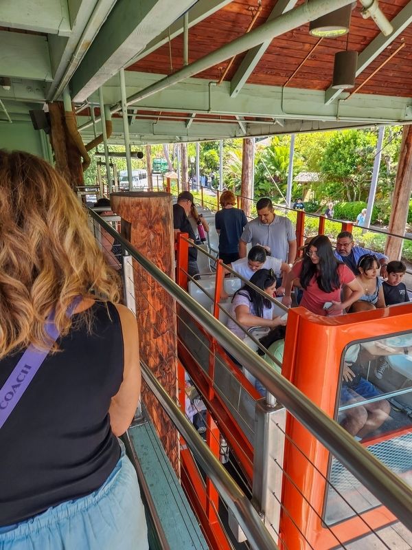Tour Bus Being Loaded with Passengers image. Click for full size.