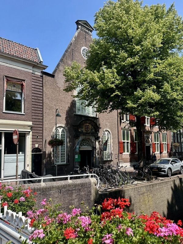 Catharina Gasthuis / Catharina Guesthouse and Marker. Click for full size. Catharina Gasthuis / Catharina Guesthouse and Marker image. Click for full size.