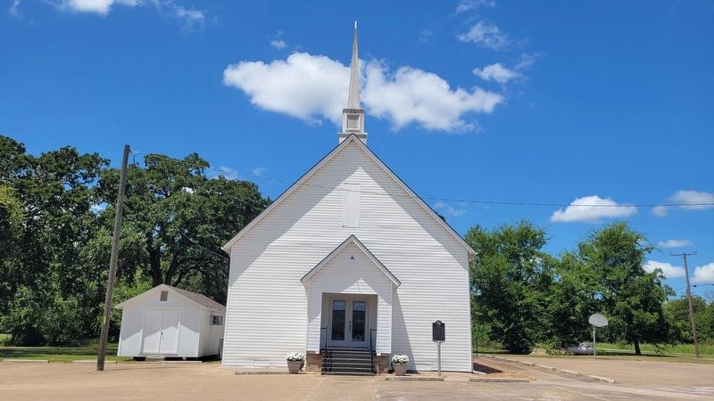 The view of the Miller Grove Methodist Church and Marker from the street image. Click for full size.