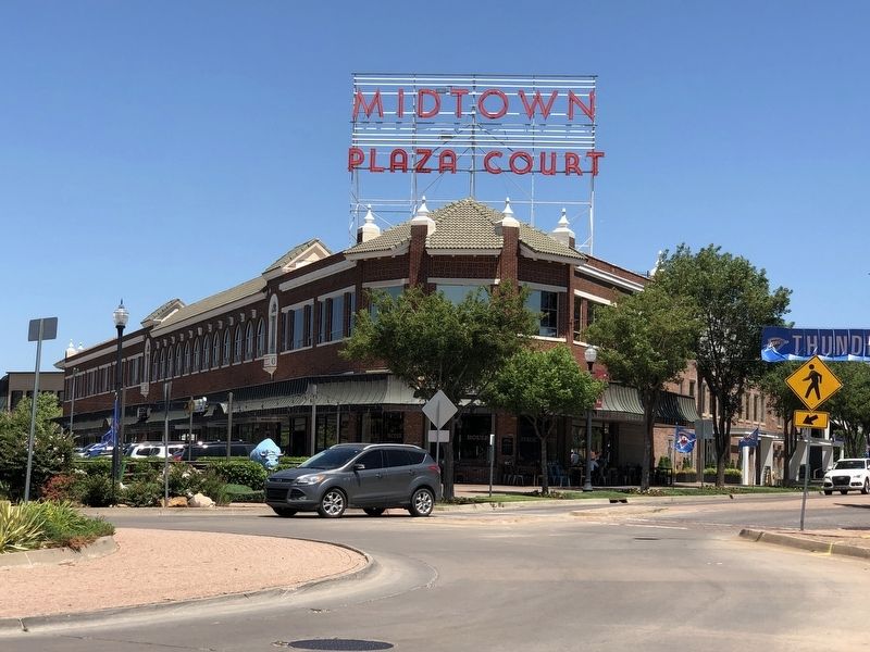 Historic Plaza Court image. Click for full size.
