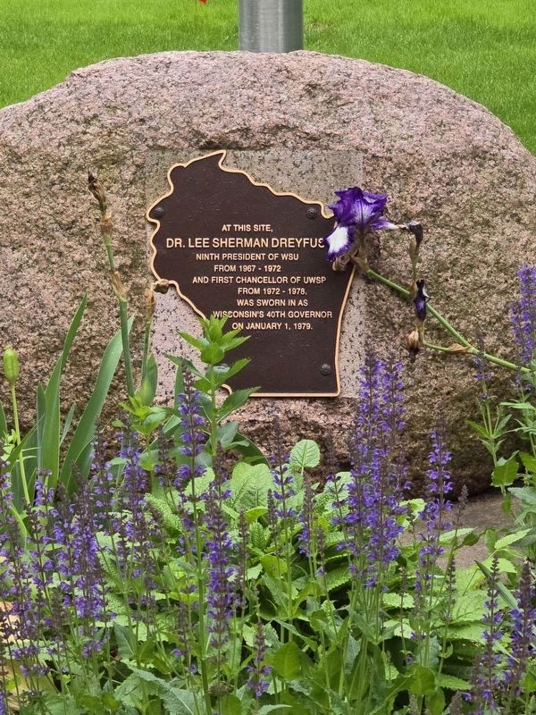 Dr. Lee Sherman Dreyfus Marker image. Click for full size.