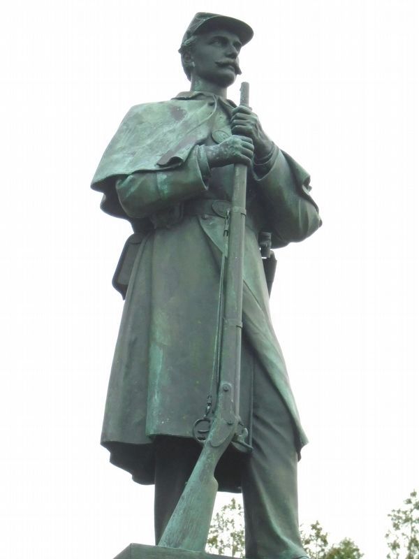 Chester Civil War Memorial Statue image. Click for full size.