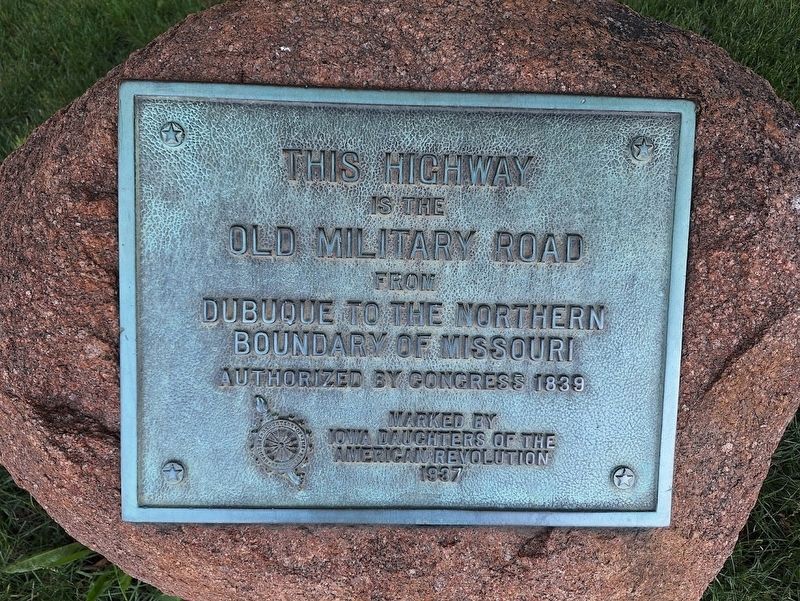 Old Military Road Marker image. Click for full size.