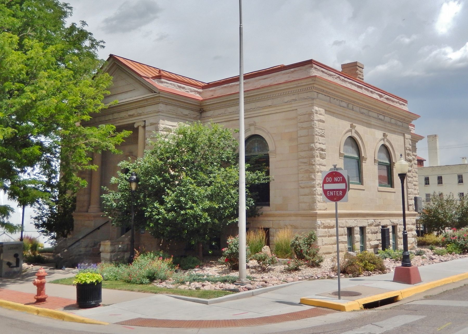 Carnegie Public Library (<i>southwest elevation</i>) image. Click for full size.