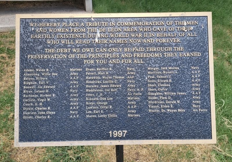 De Leon World War II Memorial image. Click for full size.