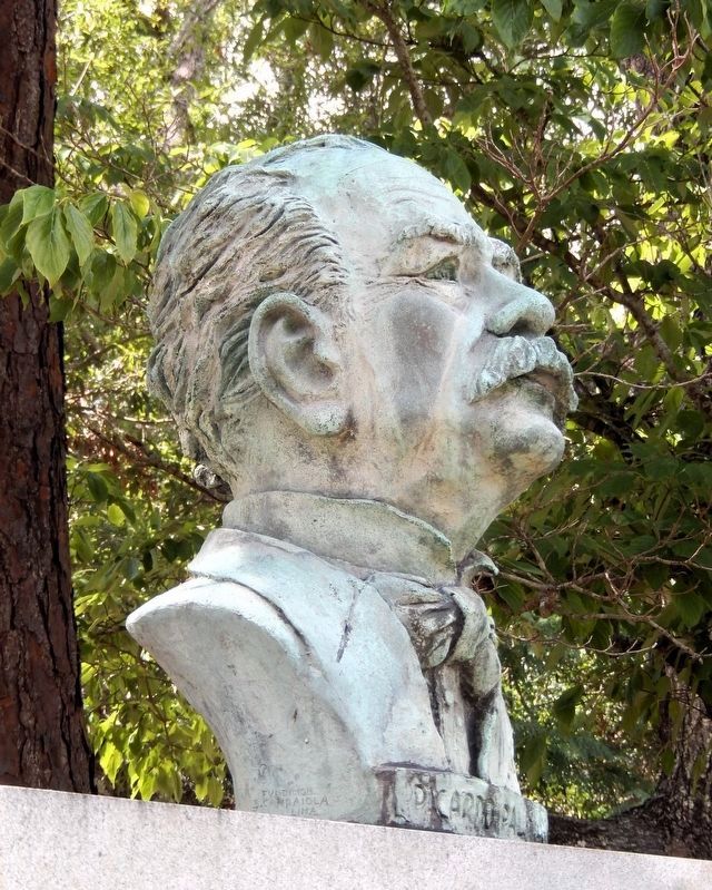 Ricardo Palma sculpture detail image. Click for full size.