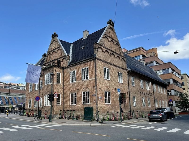 Christiania�s Oldest Building - view from east image. Click for full size.