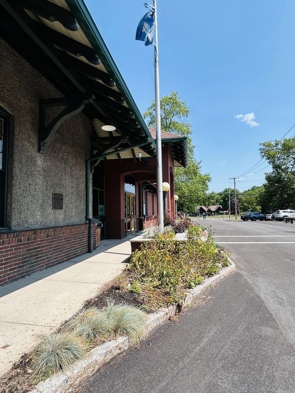 Looking East Down Railroad Avenue Toward Peirce Pavilion image. Click for full size.