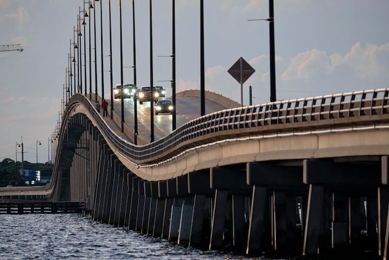 Barron Collier Bridge image. Click for full size.